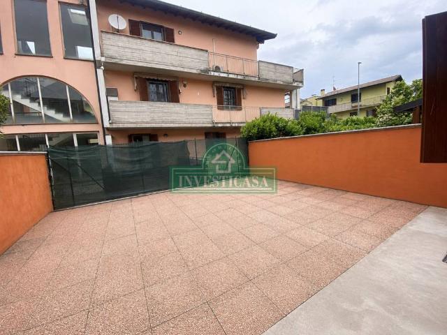 Villa Schiera in vendita a Carbonara Al Ticino, Lombardia