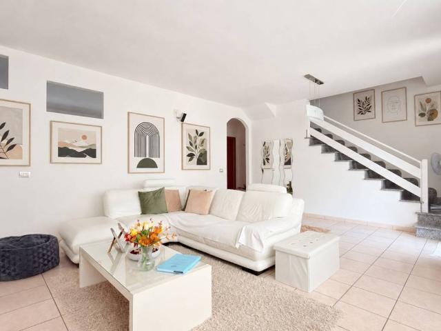 Villa Schiera in vendita a Cannas di Sotto, Carbonia