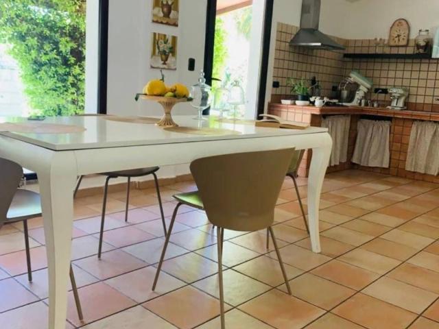 Villa Schiera in vendita a Carbonia, Sardigna/Sardegna