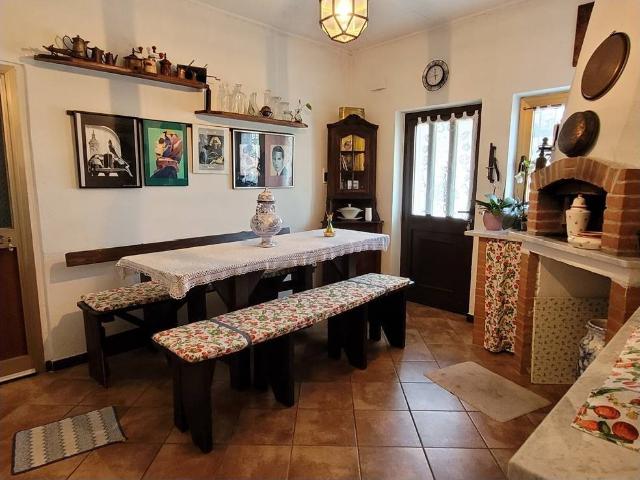 Villa Schiera in vendita a Carcare, Liguria