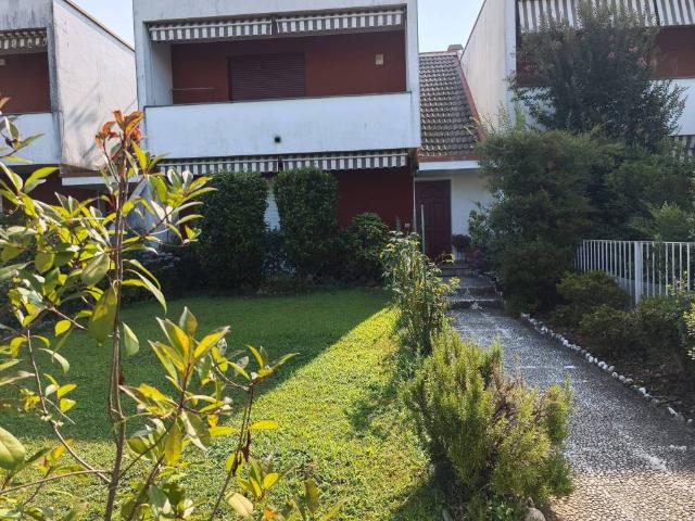 Villa Schiera in vendita a Cuoricino, Cardano Al Campo