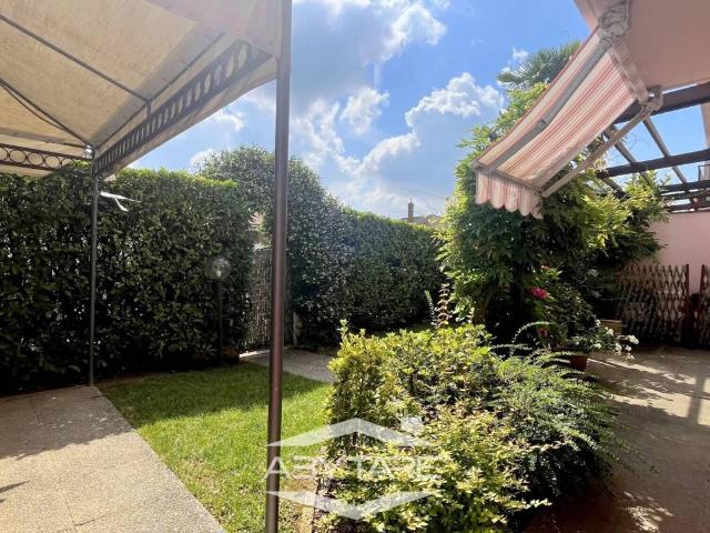 Villa Schiera in vendita a Piemonte, Torino