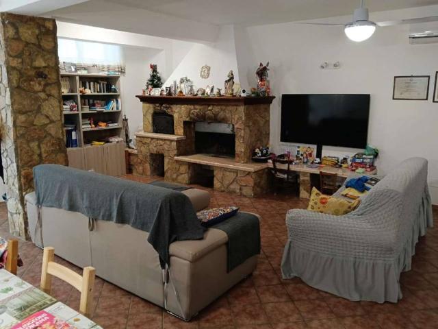 Villa Schiera in vendita a Carini, Sicilia