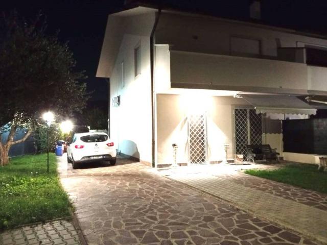 Villa Schiera in vendita a Carmignano, Toscana
