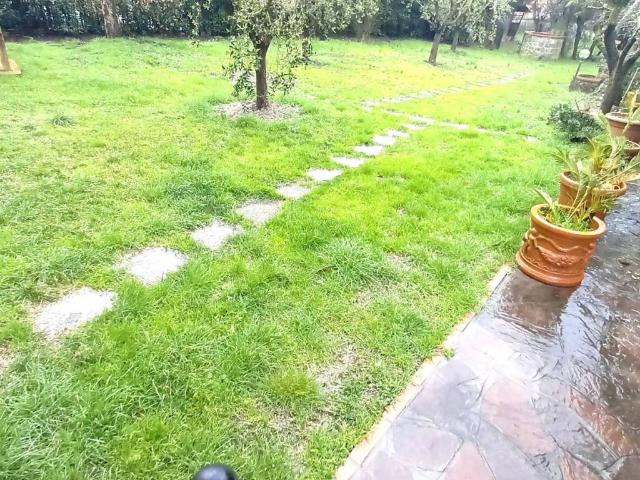 Villa Schiera in vendita a Carmignano, Toscana
