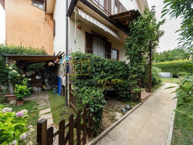 Villa Schiera in vendita a Passirano, Carnate