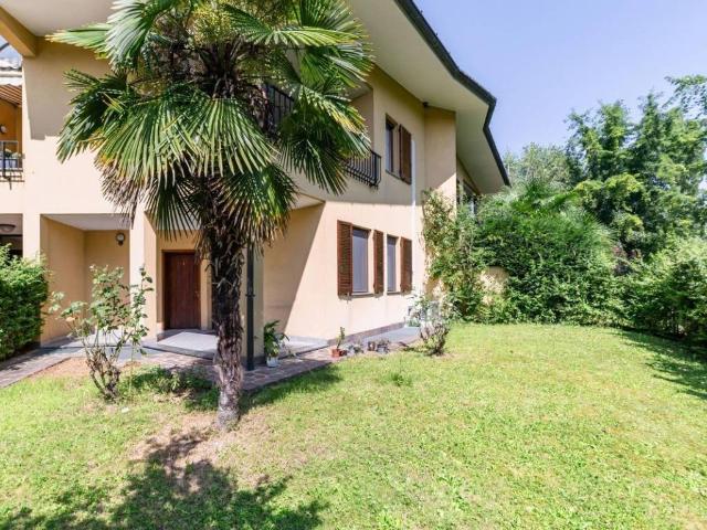 Villa Schiera in vendita a Passirano, Carnate