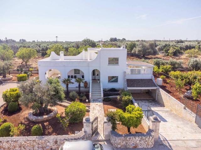Villa Schiera in vendita a Puglia, Brindisi