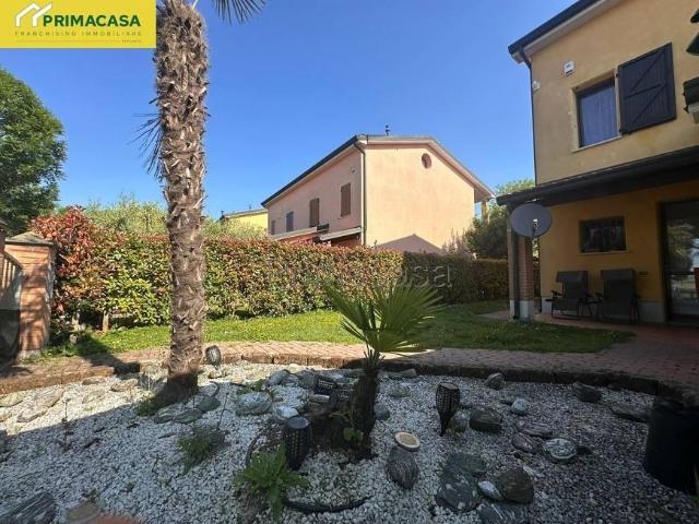 Villa Schiera in vendita a Unione delle Terre d'Argine, Carpi