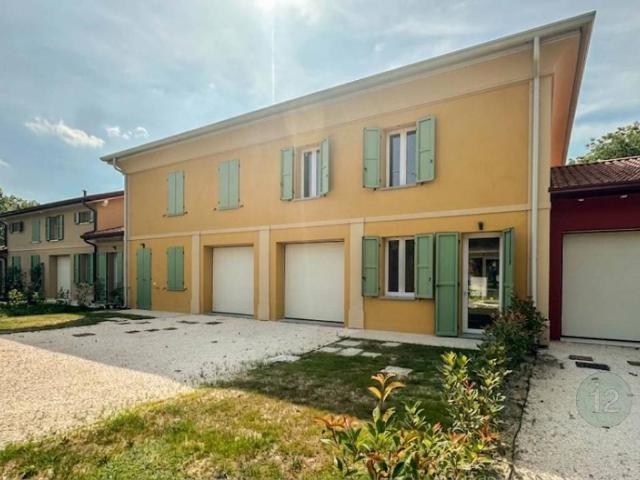 Villa Schiera in vendita a Unione delle Terre d'Argine, Carpi