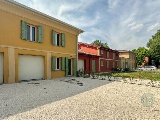 Villa Schiera in vendita a Unione delle Terre d'Argine, Carpi
