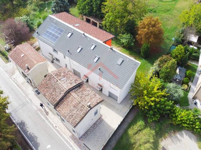 Villa Schiera in vendita a Unione delle Terre d'Argine, Carpi