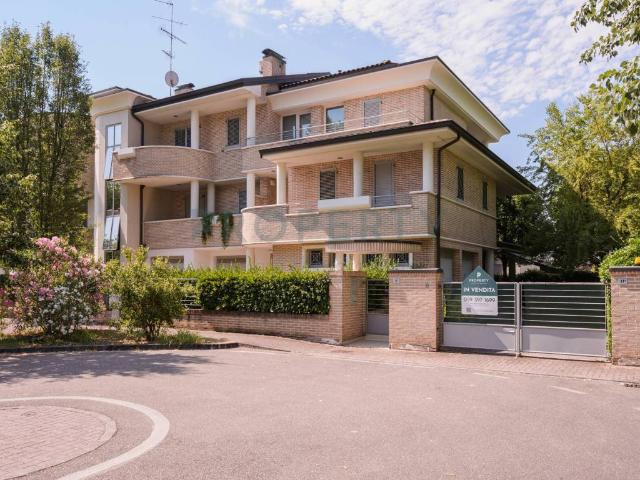 Villa Schiera in vendita a Unione delle Terre d'Argine, Carpi