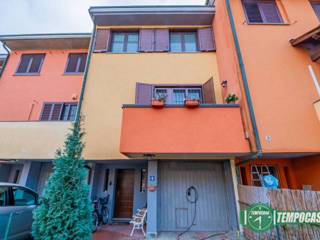 Villa Schiera in vendita a Carpiano, Lombardia