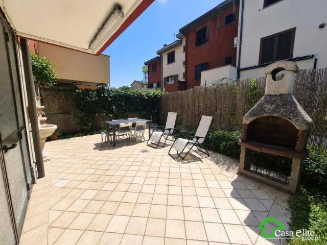 Villa Schiera in vendita a Carpiano, Lombardia