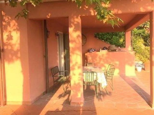 Villa Schiera in vendita a Nazzano, Carrara