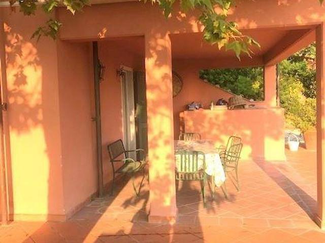 Villa Schiera in vendita a Nazzano, Carrara