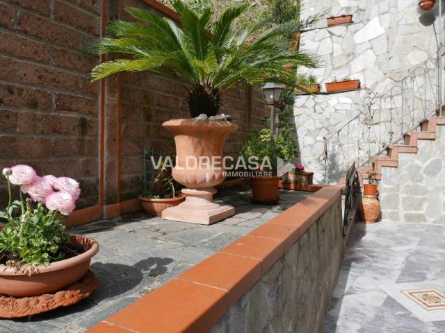 Villa Schiera in vendita a La Prada, Carrara