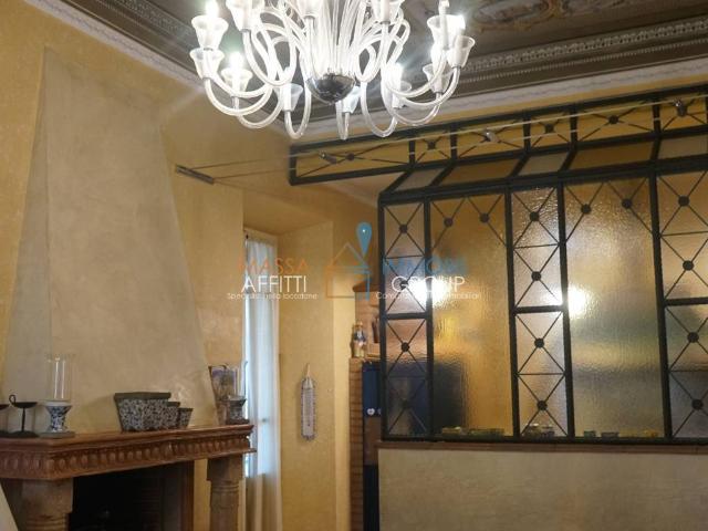 Villa Schiera in vendita a Carrara, Toscana
