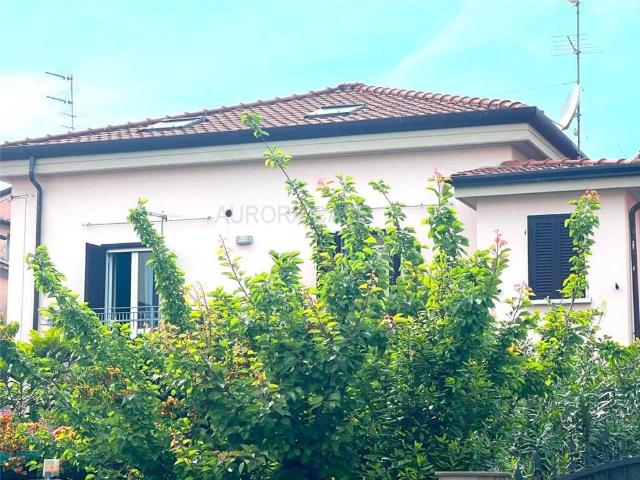 Villa Schiera in vendita a Marina di Carrara, Carrara