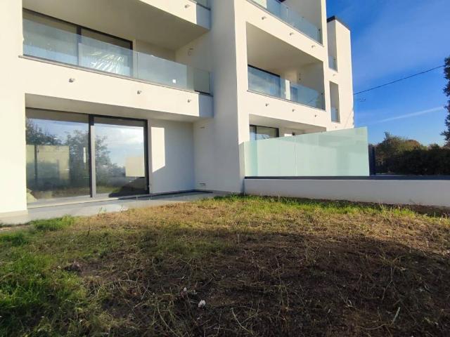 Villa Schiera in vendita a Carugo, Lombardia