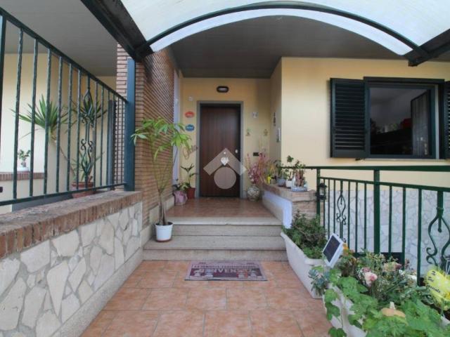 Villa Schiera in vendita a Casagiove, Campania