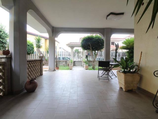 Villa Schiera in vendita a Casagiove, Campania