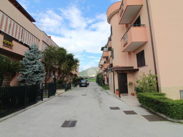 Villa Schiera in vendita a Casagiove, Campania