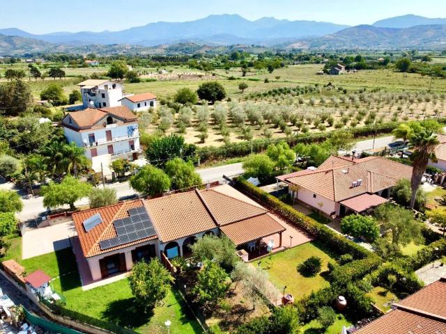 Villa Schiera in vendita a Casal Velino Marina, Campania