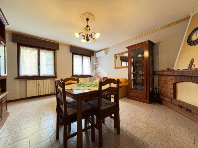 Villa Schiera in vendita a Casale Cremasco Vidolasco, Lombardia