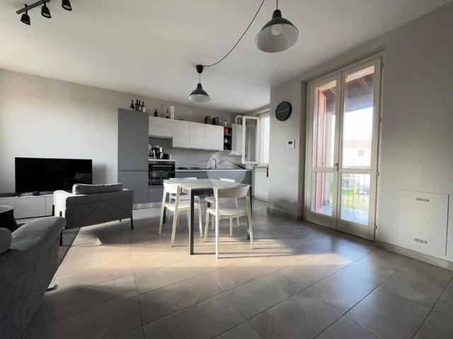 Villa Schiera in vendita a Casale Cremasco Vidolasco, Lombardia