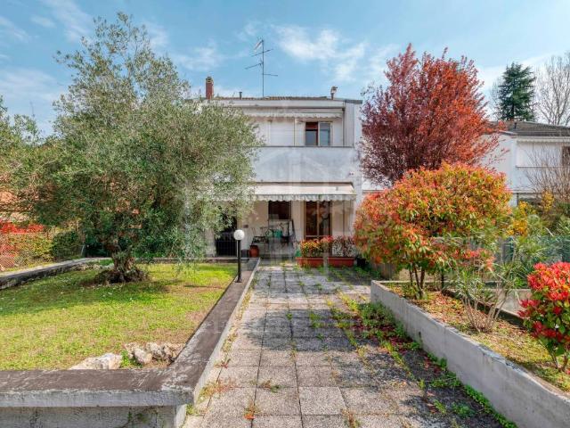 Villa Schiera in vendita a Unione dei comuni Valli del Reno, Lavino e Samoggia, Casalecchio Di Reno