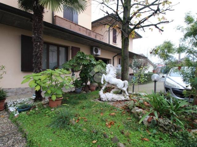 Villa Schiera in vendita a Tresinaro - Secchia, Re