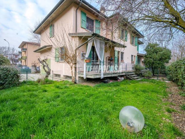 Villa Schiera in vendita a Tresinaro - Secchia, Re