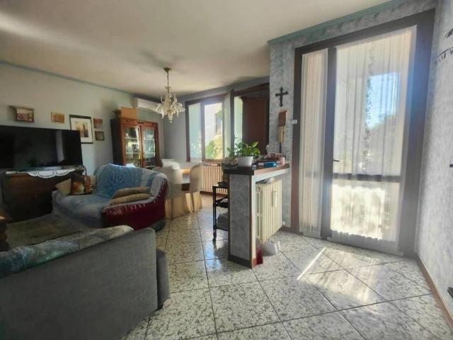 Villa Schiera in vendita a Tresinaro - Secchia, Re