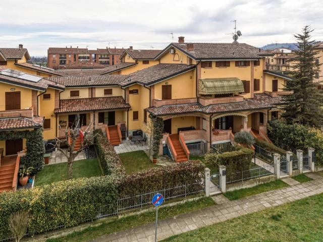 Villa Schiera in vendita a Tresinaro - Secchia, Re