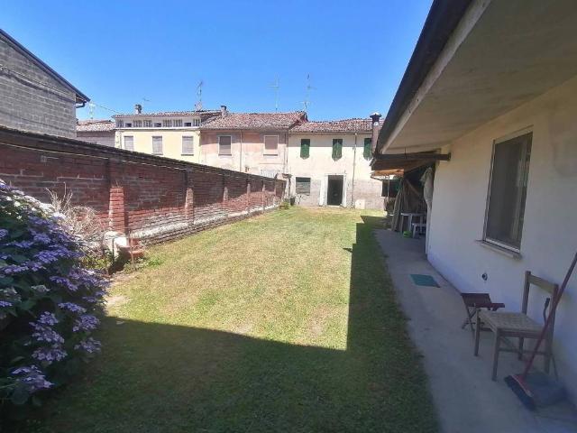Villa Schiera in vendita a Casalmaggiore, Lombardia