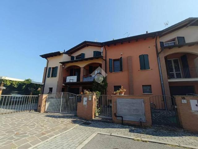 Villa Schiera in vendita a Casalmaggiore, Lombardia