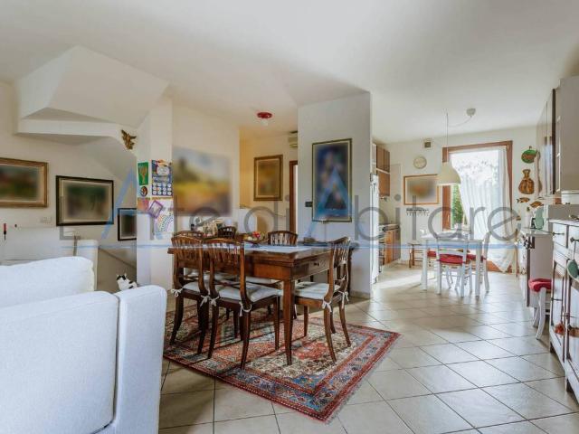 Villa Schiera in vendita a San Vincenzo, Casalserugo