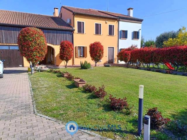 Villa Schiera in vendita a Casalserugo, Veneto
