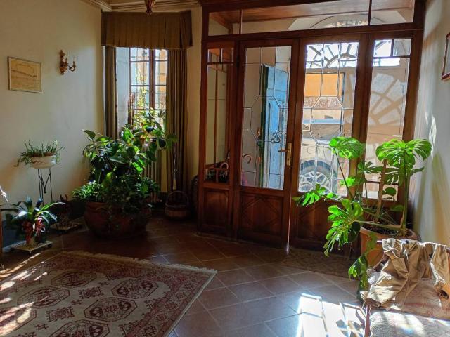 Villa Schiera in vendita a Casciana Terme Lari, Cevoli