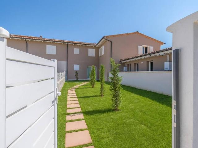 Villa Schiera in vendita a San Giorgio a Bibbiano, Cascina