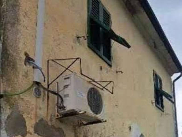 Villa Schiera in vendita a Navacchio, Cascina