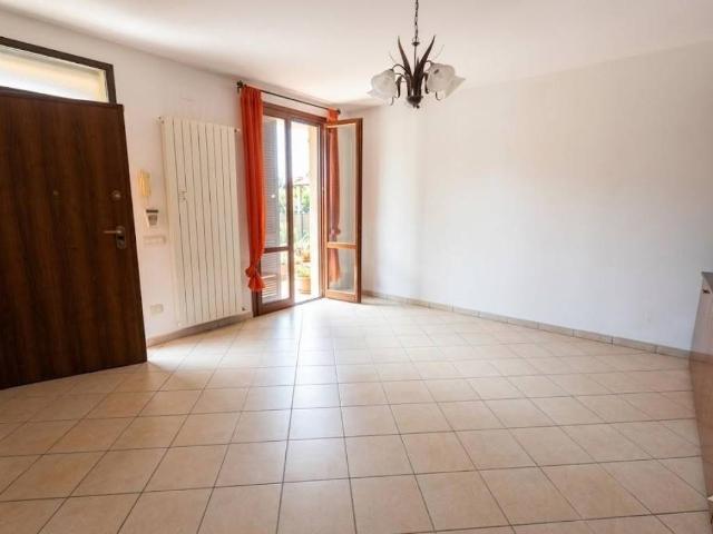 Villa Schiera in vendita a San Frediano a Settimo, Cascina
