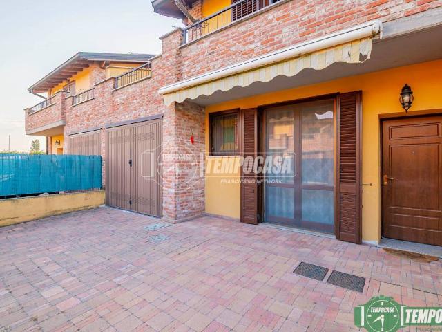 Villa Schiera in vendita a Caselle Lurani, Lombardia