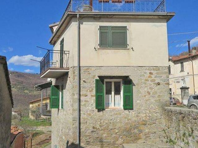 Villa Schiera in vendita a Unione di comuni Montana Lunigiana, Codiponte