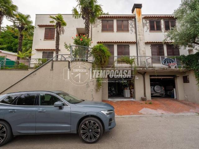 Villa Schiera in vendita a Unione della Romagna Faentina, Casola Valsenio