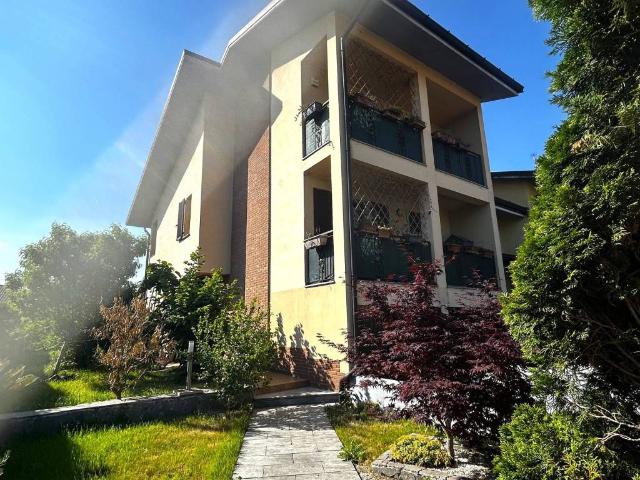 Villa Schiera in vendita a Casorate Primo, Lombardia