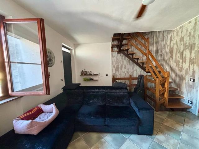 Villa Schiera in vendita a Casorate Primo, Lombardia
