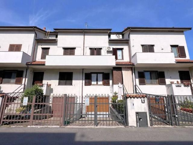 Villa Schiera in vendita a Casorate Primo, Pavia